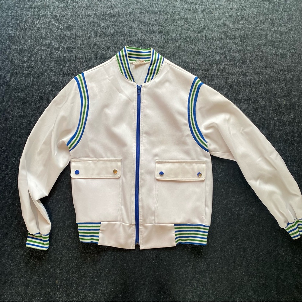 Vintage Jacket. Size Medium.